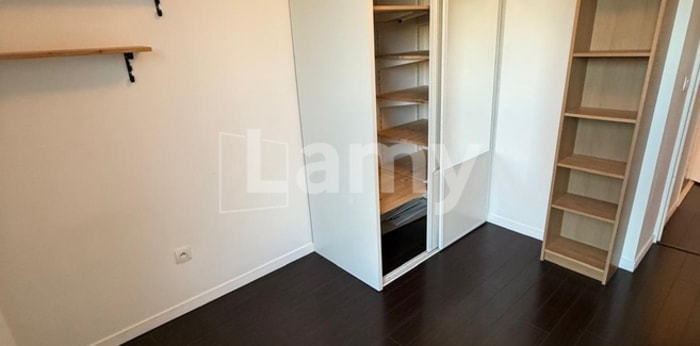 Image 3 sur 7 - Appartement  ·  Location · Cergy (95000) · 4 pièces · 75m²