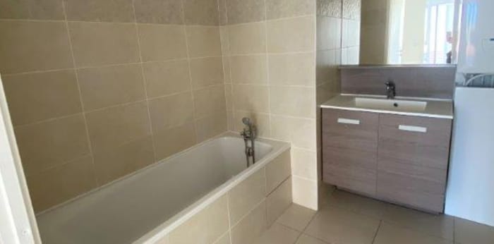 Image 8 sur 9 - Appartement  ·  Location · Villeurbanne (69100) · 3 pièces · 60m²
