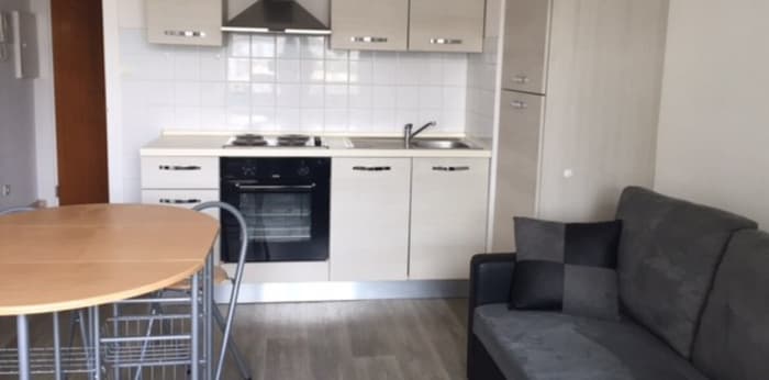 Image 1 sur 6 - Appartement  ·  Location · Chambery (73000) · 1 pièce · 24m²