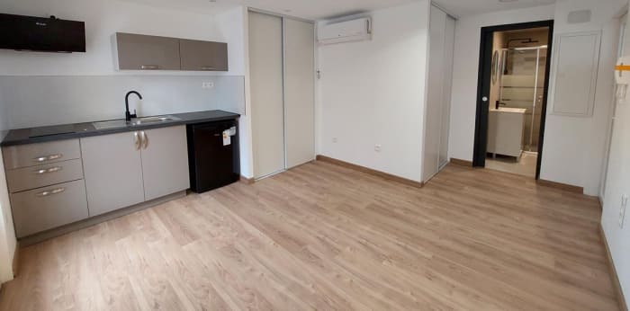 Image 1 sur 15 - Appartement  ·  Location · Toulouse (31400) · 1 pièce · 20m²