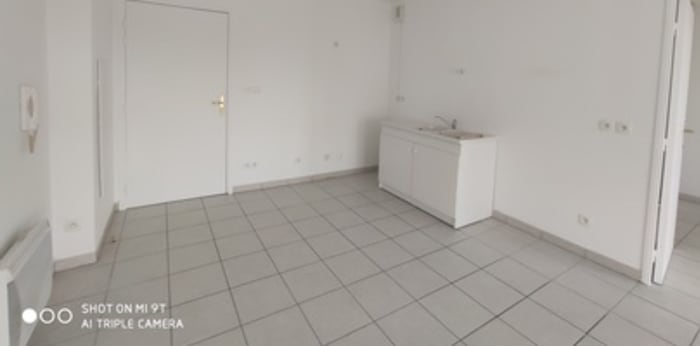 Image 3 sur 7 - Appartement  ·  Location · Le Pontet (84130) · 2 pièces · 38m²