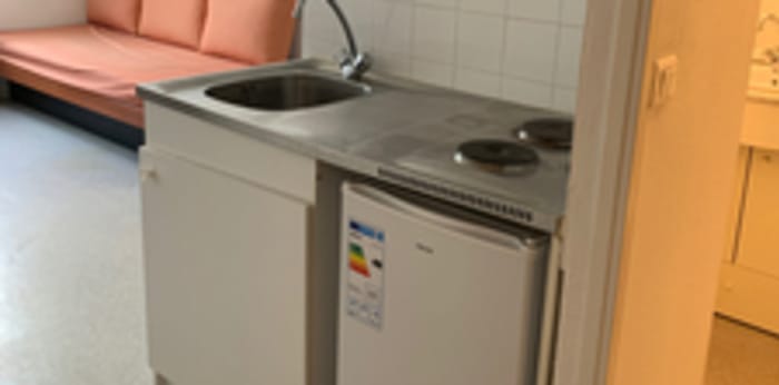 Image 1 sur 3 - Appartement  ·  Location · St Etienne (42100) · 1 pièce · 18m²