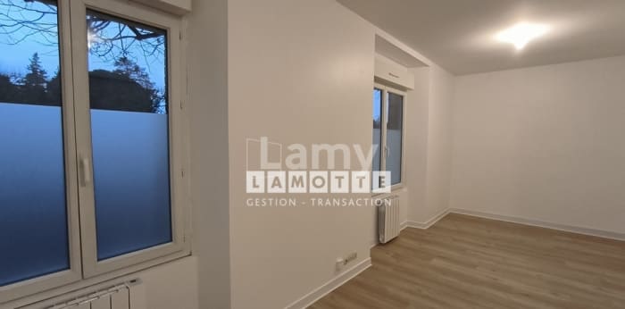 Image 2 sur 5 - Appartement  ·  Location · Rennes (35000) · 33m²