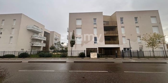 Image 7 sur 9 - Appartement  ·  Location · St Priest (69800) · 2 pièces · 44m²