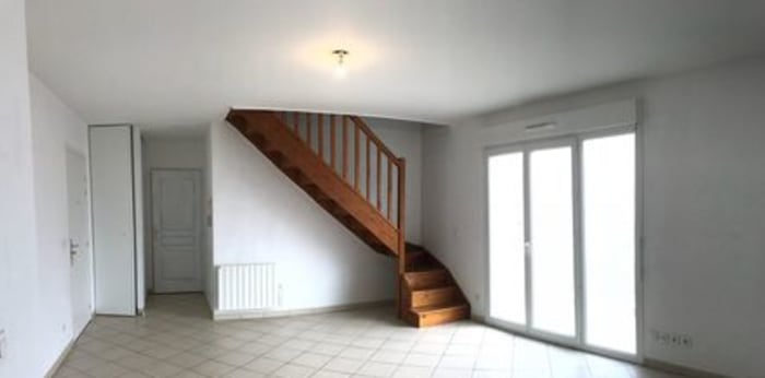 Image 12 sur 18 - Appartement  ·  Location · Craponne (69290) · 5 pièces · 82m²