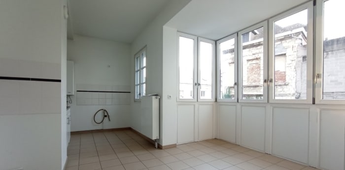 Image 27 sur 30 - Appartement  ·  Location · Valenciennes (59300) · 3 pièces · 86m²