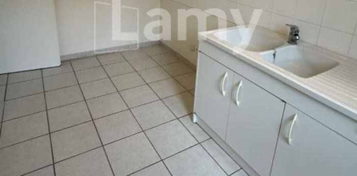 Image 6 sur 6 - Appartement  ·  Location · Neuville Sur Saone (69250) · 2 pièces · 48m²