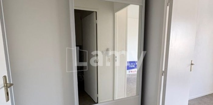 Image 3 sur 5 - Appartement  ·  Location · Metz (57050) · 1 pièce · 20m²