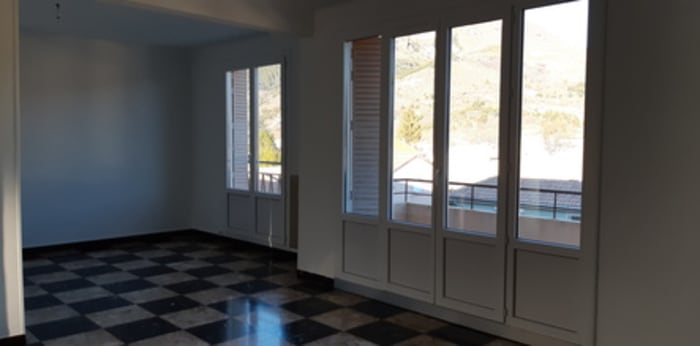 Image 2 sur 11 - Appartement  ·  Location · Sisteron (04200) · 4 pièces · 81m²