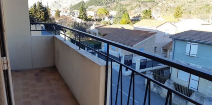 Image 8 sur 11 - Appartement  ·  Location · Sisteron (04200) · 4 pièces · 81m²