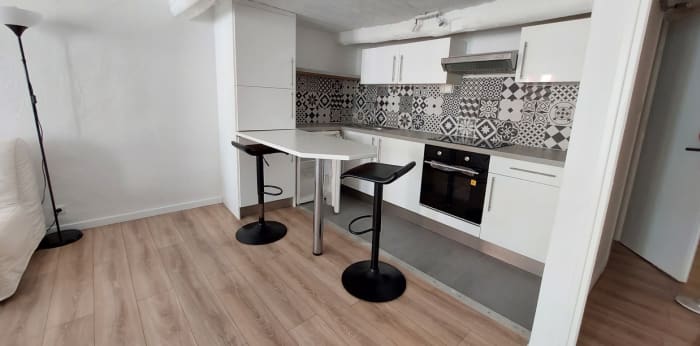 Image 27 sur 30 - Appartement  ·  Location · Sisteron (04200) · 1 pièce · 30m²