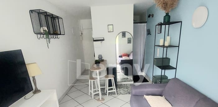 Image 6 sur 9 - Appartement  ·  Location · Aix En Provence (13090) · 1 pièce · 15m²