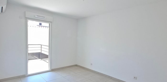 Image 6 sur 8 - Appartement  ·  Location · Cannes (06400) · 2 pièces · 42m²