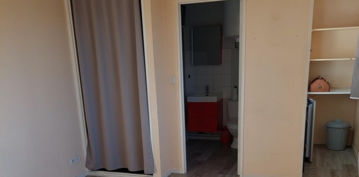 Image 10 sur 15 - Appartement  ·  Location · Clermont Ferrand (63000) · 1 pièce · 22m²
