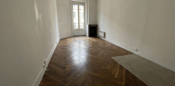 Image 2 sur 5 - Appartement  ·  Location · Villeurbanne (69100) · 2 pièces · 59m²