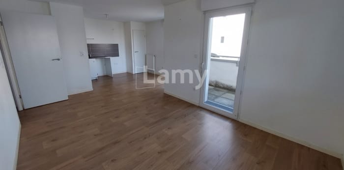 Image 5 sur 7 - Appartement  ·  Location · Royan (17200) · 2 pièces · 47m²
