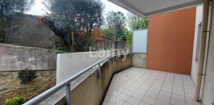 Image 2 sur 19 - Appartement  ·  Location · Nimes (30900) · 2 pièces · 44m²