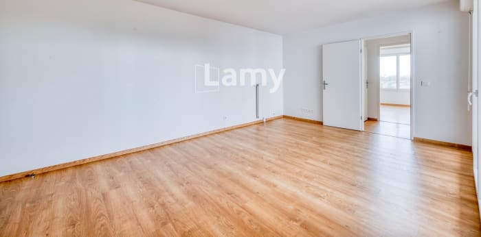 Image 4 sur 7 - Appartement  ·  Location · Bruges (33520) · 3 pièces · 61m²