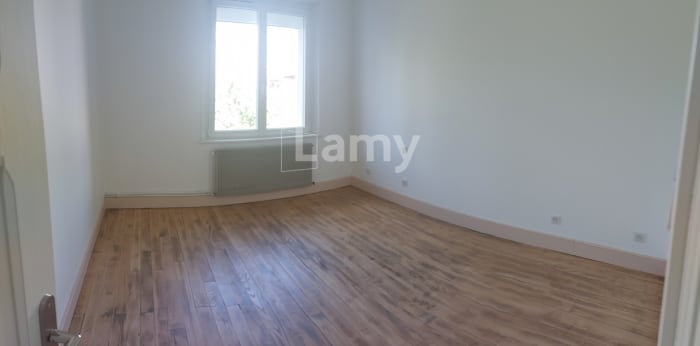 Image 1 sur 5 - Appartement  ·  Location · Vandoeuvre Les Nancy (54500) · 3 pièces · 52m²