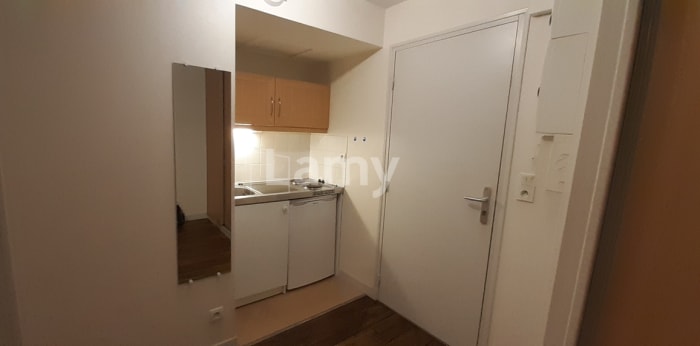 Image 3 sur 4 - Appartement  ·  Location · Rennes (35000) · 1 pièce · 16m²