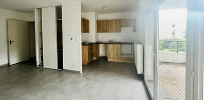 Image 3 sur 10 - Appartement  ·  Location · Besancon (25000) · 2 pièces · 45m²