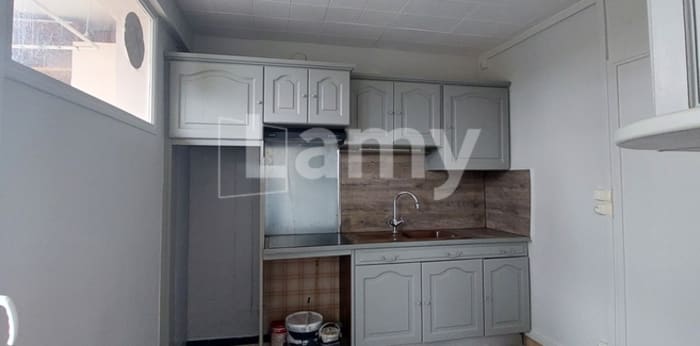Image 3 sur 8 - Appartement  ·  Location · Ste Foy Les Lyon (69110) · 5 pièces · 81m²