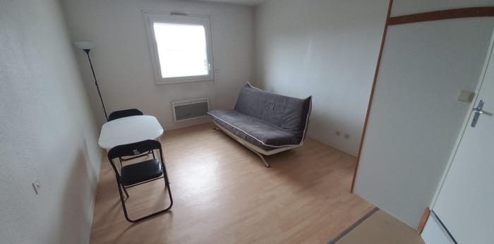 Image 4 sur 6 - Appartement  ·  Location · Clermont Ferrand (63000) · 1 pièce · 19m²