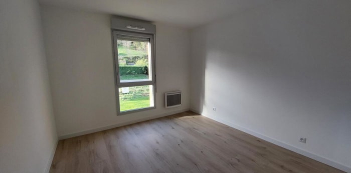 Image 10 sur 15 - Appartement  ·  Location · Rumilly (74150) · 3 pièces · 62m²