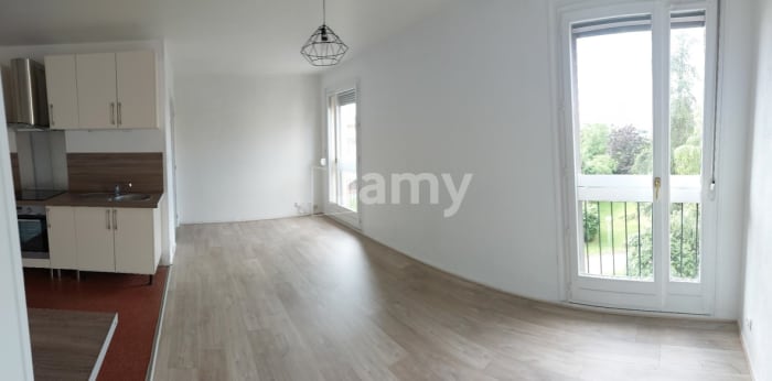Image 1 sur 8 - Appartement  ·  Location · Nancy (54000) · 2 pièces · 42m²