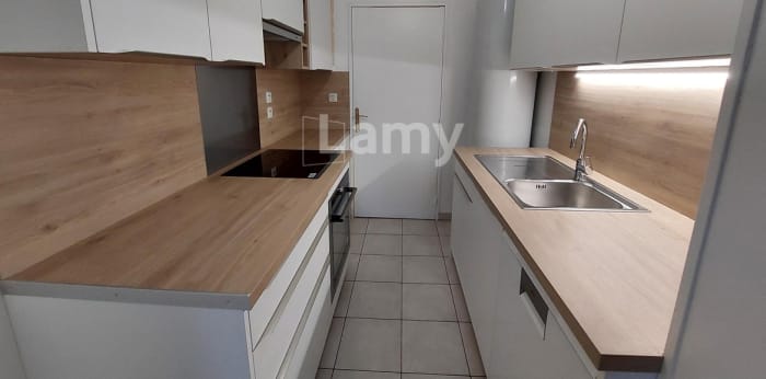 Image 2 sur 10 - Appartement  ·  Location · Cergy (95800) · 3 pièces · 71m²