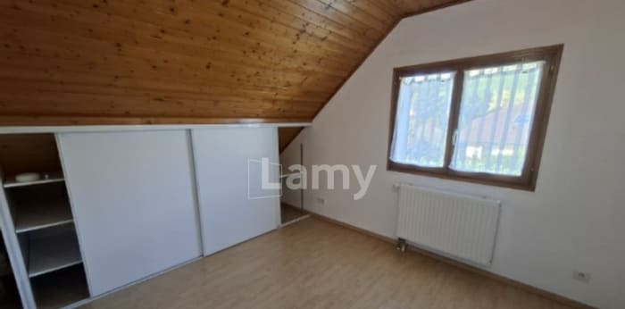 Image 9 sur 16 - Maison/villa  ·  Location · Poisy (74330) · 5 pièces · 72m²