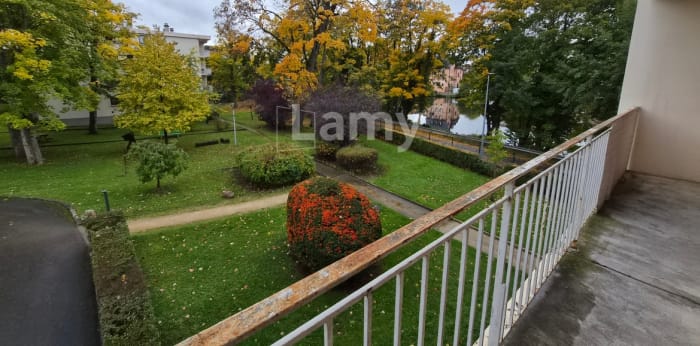 Image 9 sur 11 - Appartement  ·  Location · Auxerre (89000) · 2 pièces · 50m²