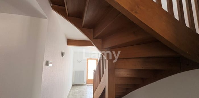Image 6 sur 21 - Maison/villa  ·  Location · Besancon (25000) · 6 pièces · 154m²