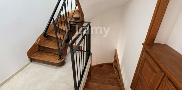 Image 12 sur 21 - Maison/villa  ·  Location · Besancon (25000) · 6 pièces · 154m²