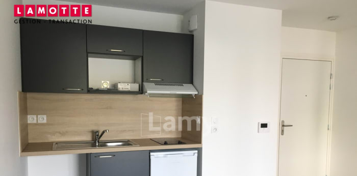 Image 3 sur 6 - Appartement  ·  Location · Rennes (35700) · 2 pièces · 42m²