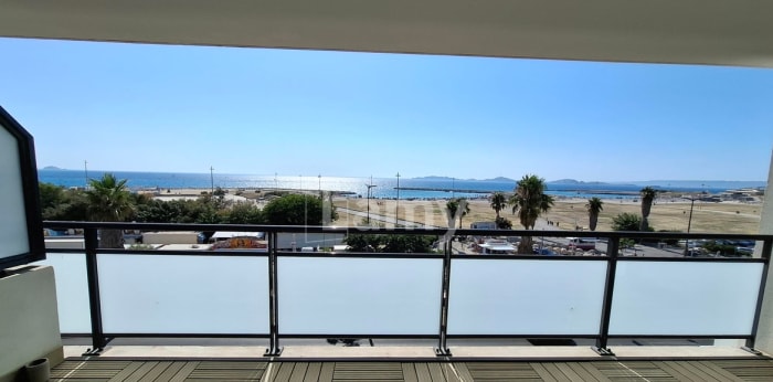 Image 3 sur 14 - Appartement  ·  Location · Marseille (13008) · 3 pièces · 82m²