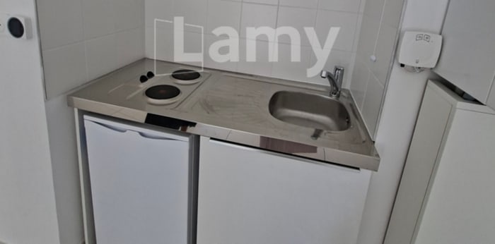Image 3 sur 3 - Appartement  ·  Location · Clermont Ferrand (63100) · 1 pièce · 32m²