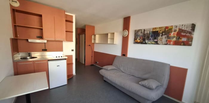 Image 5 sur 9 - Appartement  ·  Location · Chambery (73000) · 1 pièce · 25m²