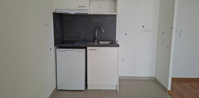 Image 3 sur 7 - Appartement  ·  Location · Chambery (73000) · 2 pièces · 48m²