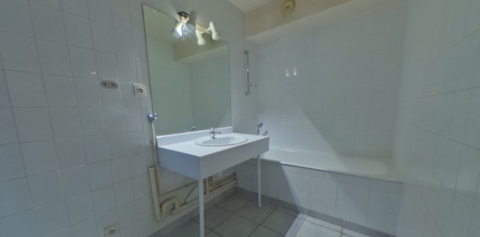 Image 7 sur 8 - Appartement  ·  Location · Grenoble (38100) · 2 pièces · 54m²