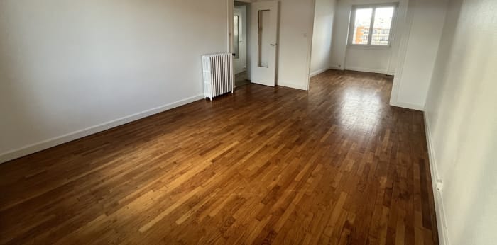 Image 2 sur 11 - Appartement  ·  Location · Dijon (21000) · 2 pièces · 57m²