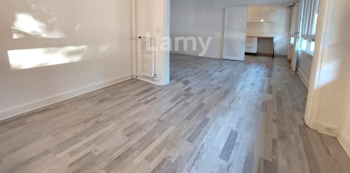 Image 2 sur 9 - Appartement  ·  Location · Reims (51100) · 79m²