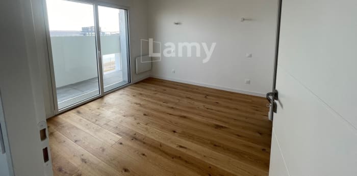Image 6 sur 8 - Appartement  ·  Location · St Malo (35400) · 2 pièces · 41m²