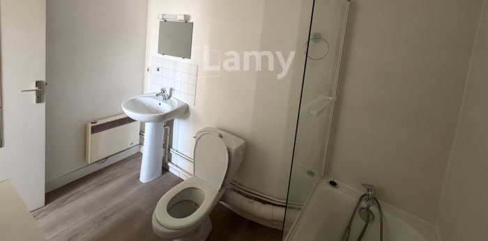 Image 8 sur 9 - Appartement  ·  Location · Rennes (35000) · 1 pièce · 29m²