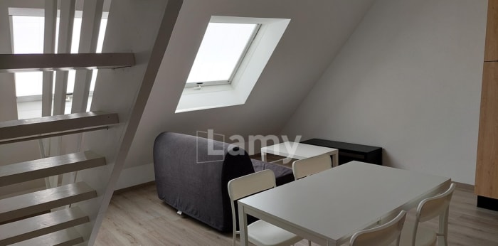 Image 2 sur 17 - Appartement  ·  Location · Besancon (25000) · 2 pièces · 37m²