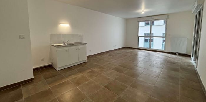 Image 3 sur 7 - Appartement  ·  Location · Bordeaux (33800) · 2 pièces · 58m²