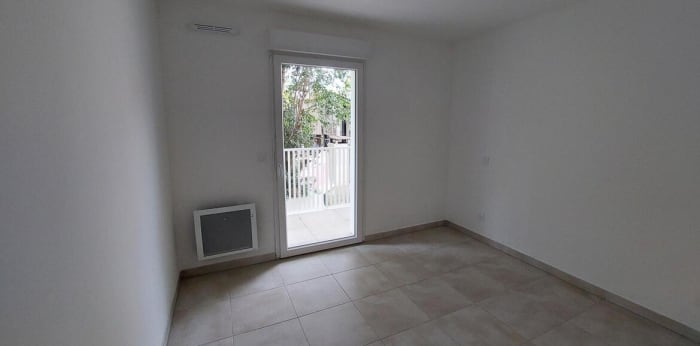 Image 12 sur 14 - Appartement  ·  Location · Nimes (30000) · 4 pièces · 89m²