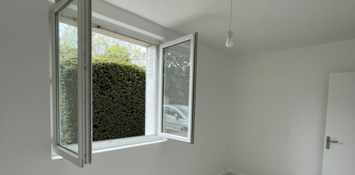 Image 6 sur 8 - Appartement  ·  Location · Clermont Ferrand (63100) · 2 pièces · 46m²