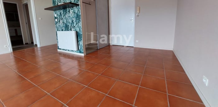 Image 4 sur 7 - Appartement  ·  Location · Limoges (87000) · 2 pièces · 46m²