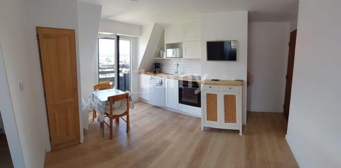 Image 2 sur 3 - Appartement  ·  Location · Villers Sur Mer (14640) · 1 pièce · 22m²